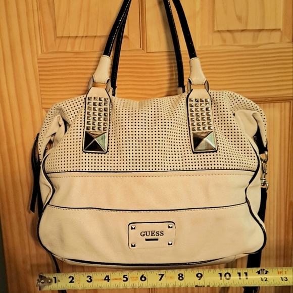 Guess Large Tote/Crossbody - Picture 7 of 12